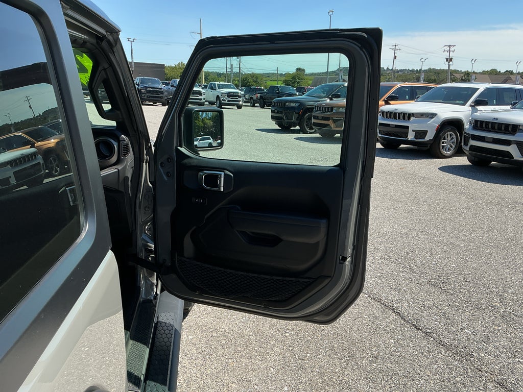 2022 Jeep Wrangler Willys