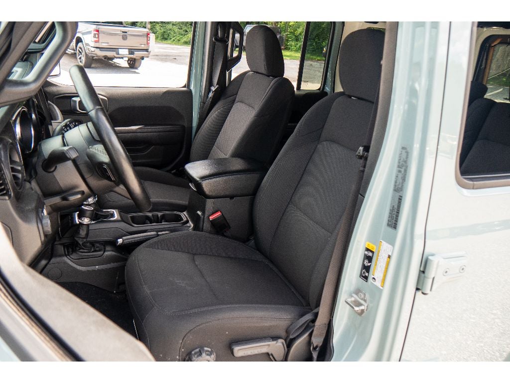 2023 Jeep Wrangler Sport Altitude W/ Sky 1 Touch