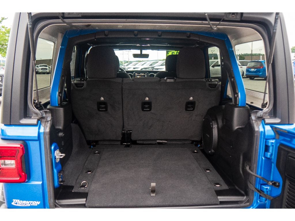 2022 Jeep Wrangler Unlimited Willys