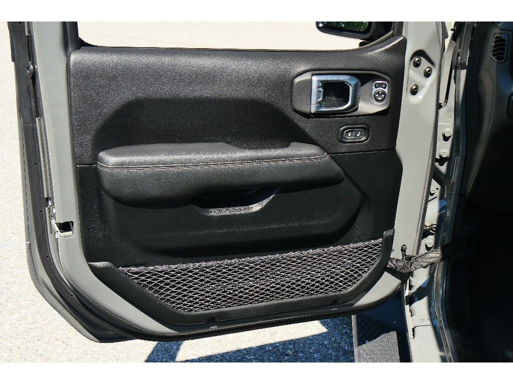 2020 Jeep Wrangler Sahara