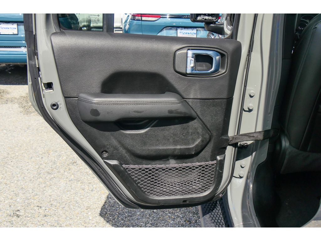 2021 Jeep Wrangler Unlimited Sahara Altitude