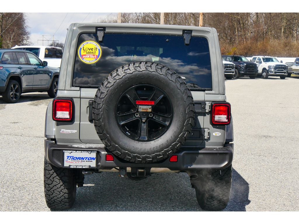 2021 Jeep Wrangler Unlimited Sahara Altitude