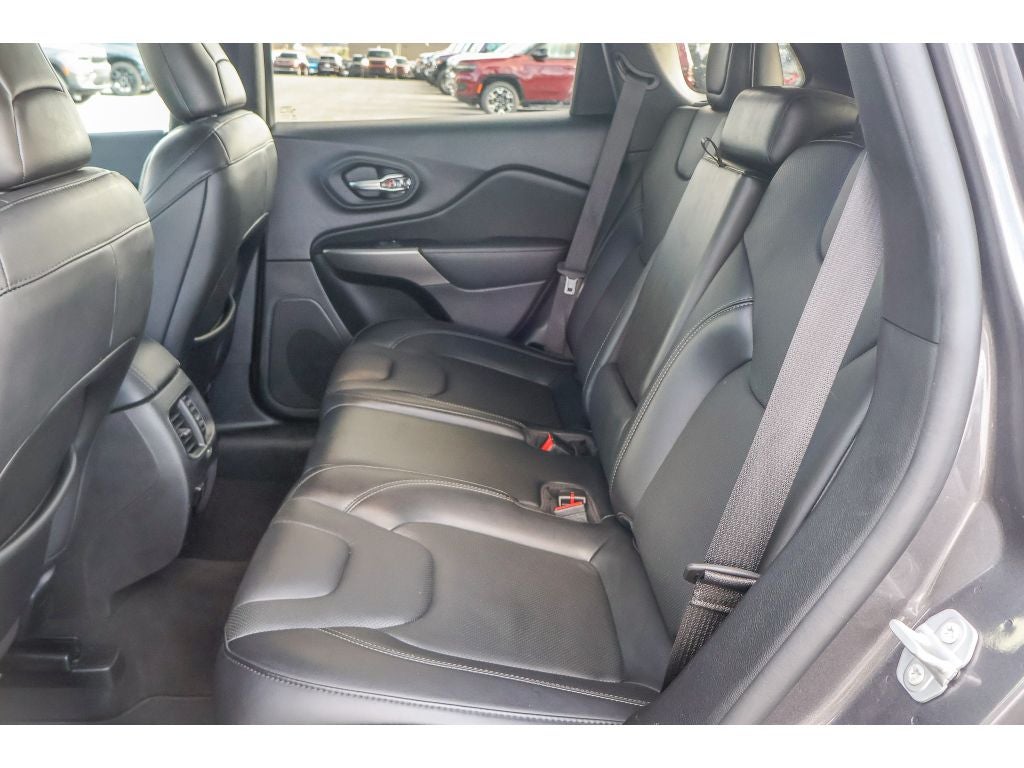 2021 Jeep Cherokee Latitude Lux