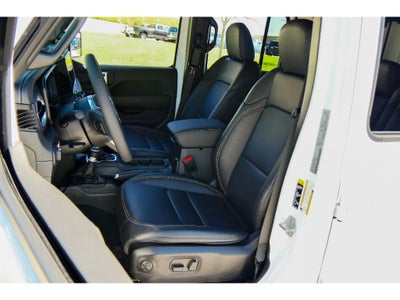 2025 Jeep Wrangler Unlimited Sahara W/ Sky1Touch