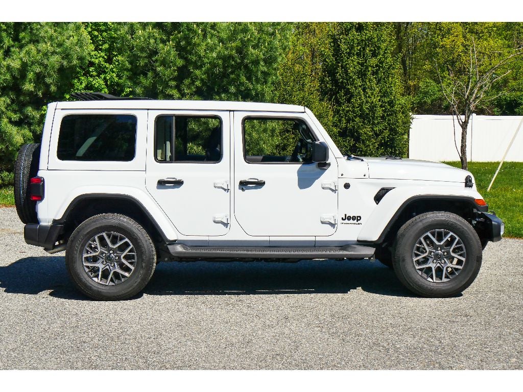 2025 Jeep Wrangler Unlimited Sahara W/ Sky1Touch