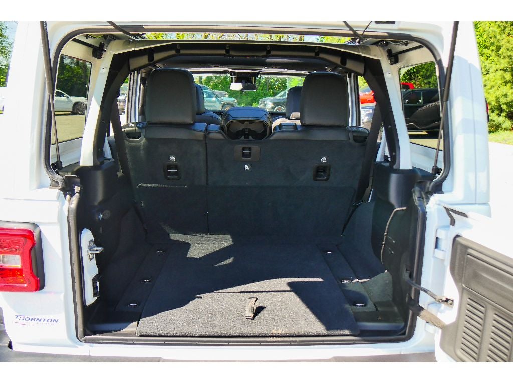 2025 Jeep Wrangler Unlimited Sahara W/ Sky1Touch