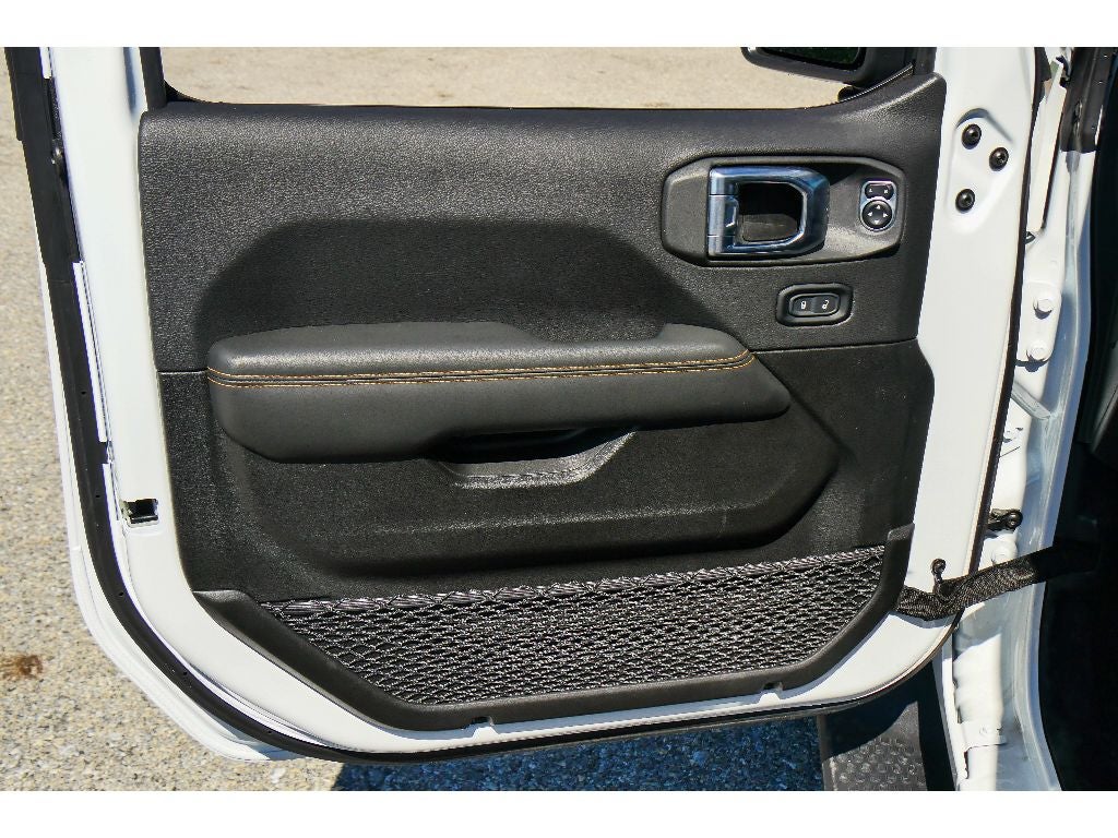 2025 Jeep Wrangler Unlimited Sahara W/ Sky1Touch