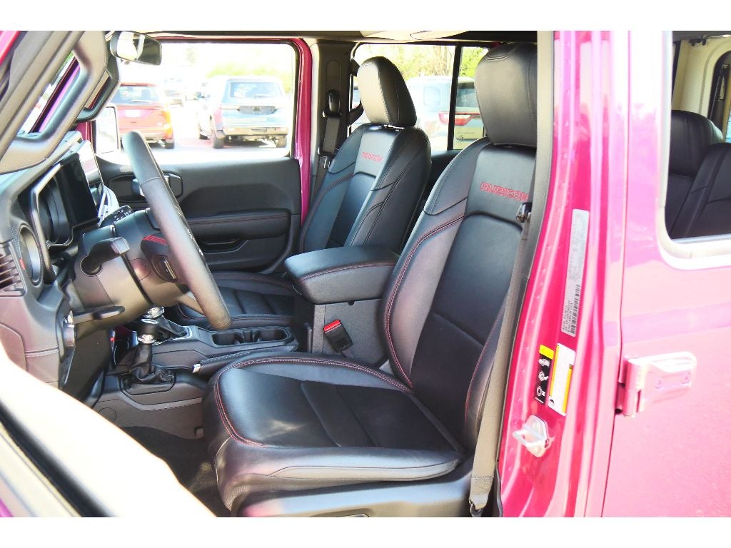 2024 Jeep Wrangler Rubicon W/ Sky 1 Touch Top