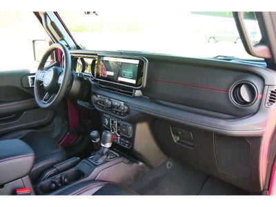 2024 Jeep Wrangler Rubicon W/ Sky 1 Touch Top