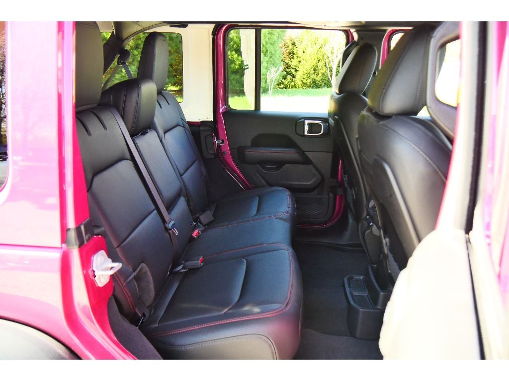 2024 Jeep Wrangler Rubicon W/ Sky 1 Touch Top