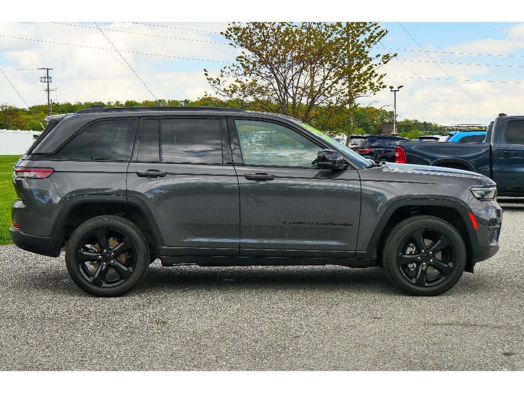 2025 Jeep Grand Cherokee Altitude X