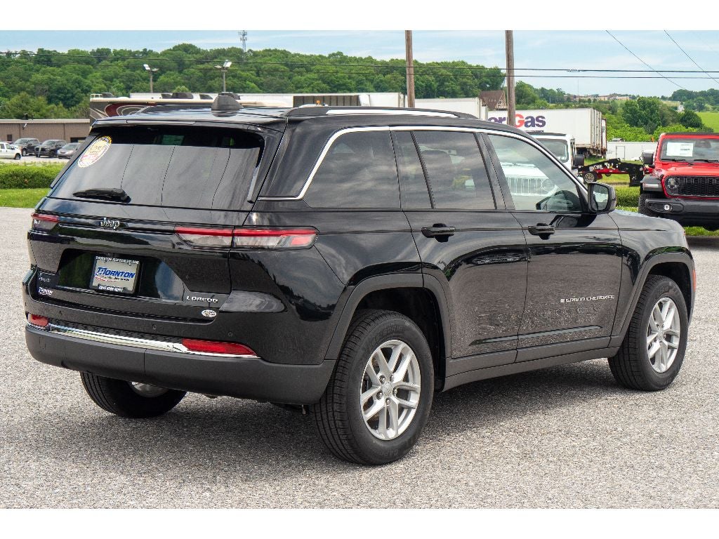 2023 Jeep Grand Cherokee Laredo
