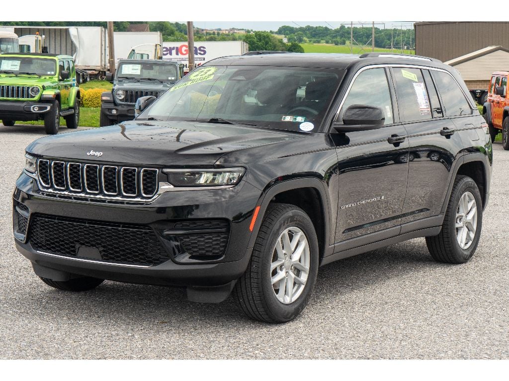2023 Jeep Grand Cherokee Laredo