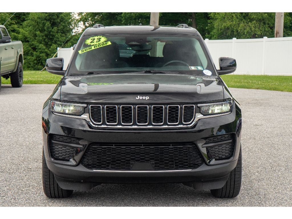 2023 Jeep Grand Cherokee Laredo