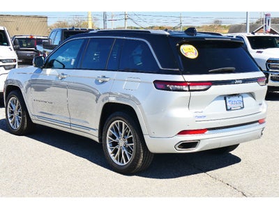 2023 Jeep Grand Cherokee Summit