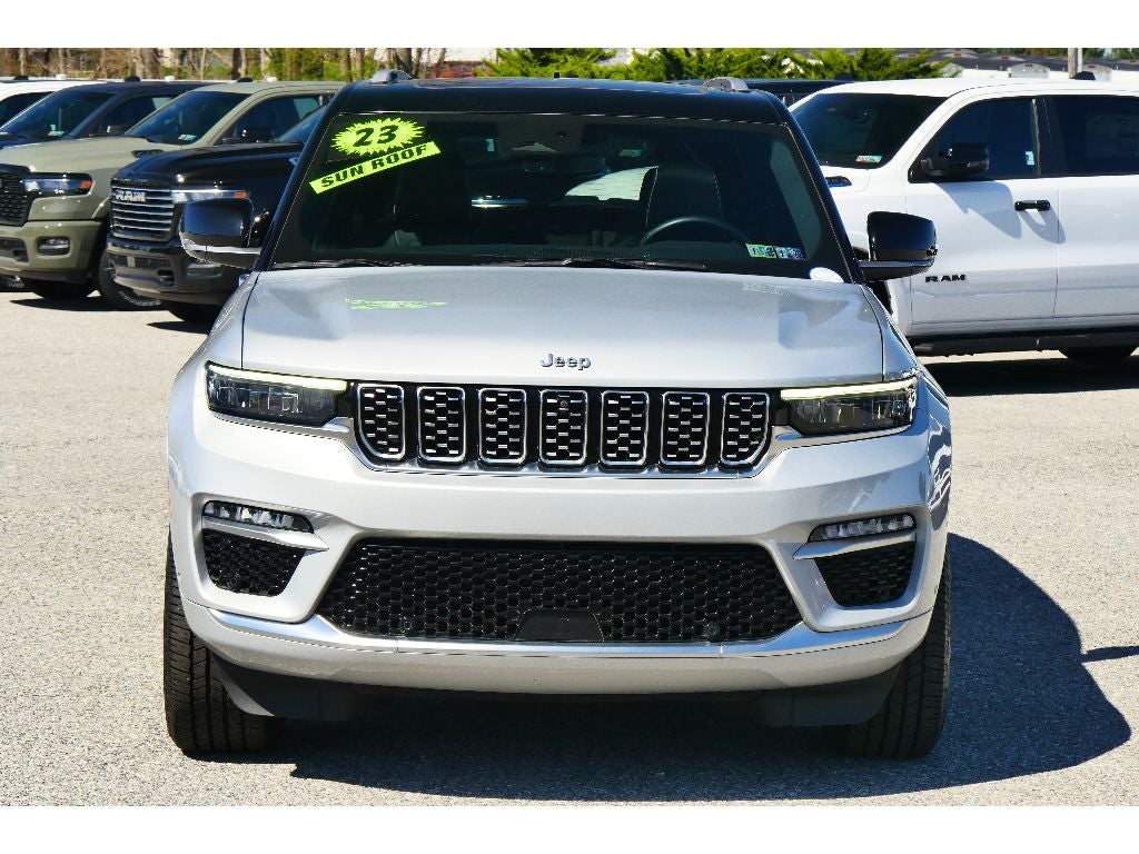 2023 Jeep Grand Cherokee Summit