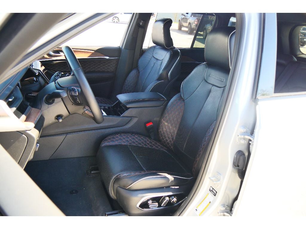 2023 Jeep Grand Cherokee Summit