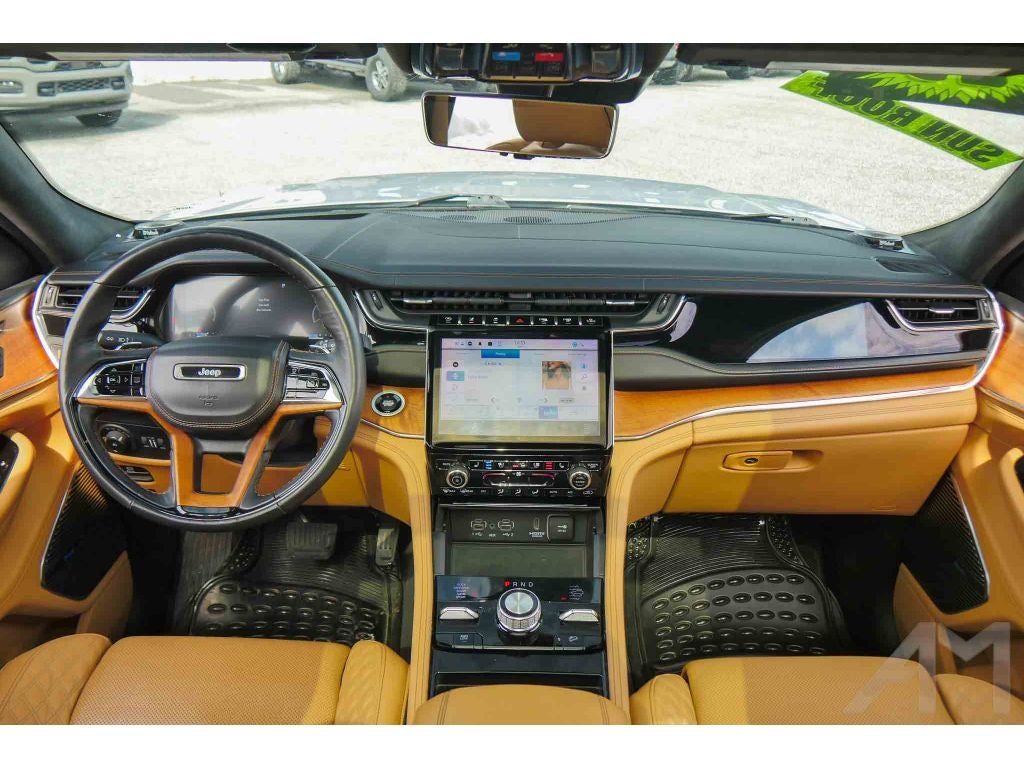 2023 Jeep Grand Cherokee Summit Reserve