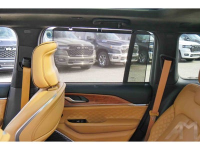 2023 Jeep Grand Cherokee Summit Reserve