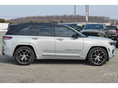 2023 Jeep Grand Cherokee Summit Reserve