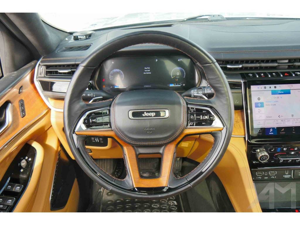 2023 Jeep Grand Cherokee Summit Reserve