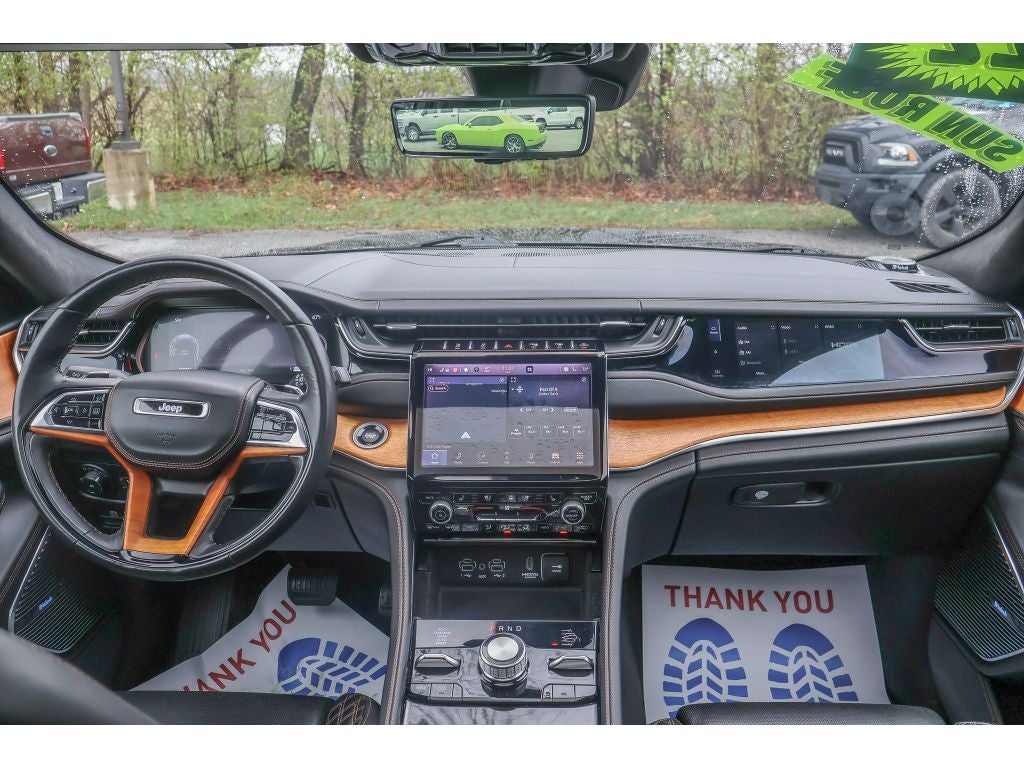 2022 Jeep Grand Cherokee Summit Reserve