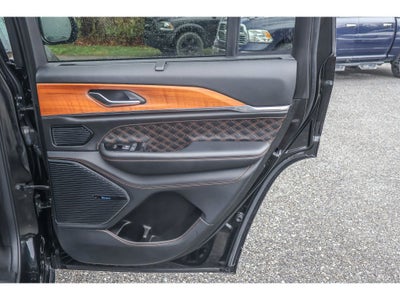 2022 Jeep Grand Cherokee Summit Reserve