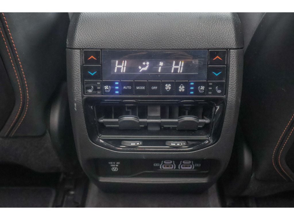 2022 Jeep Grand Cherokee Summit Reserve