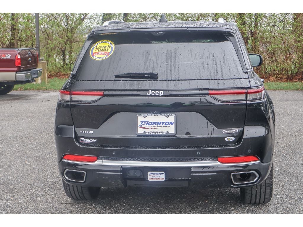 2022 Jeep Grand Cherokee Summit Reserve
