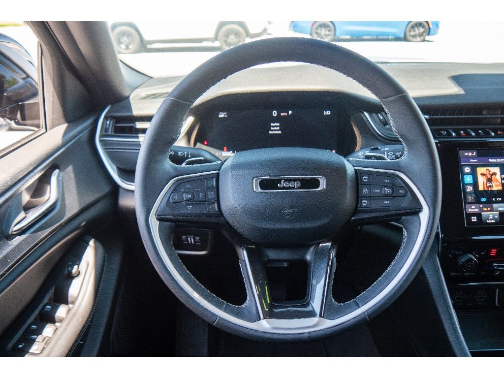 2023 Jeep Grand Cherokee L Altitude