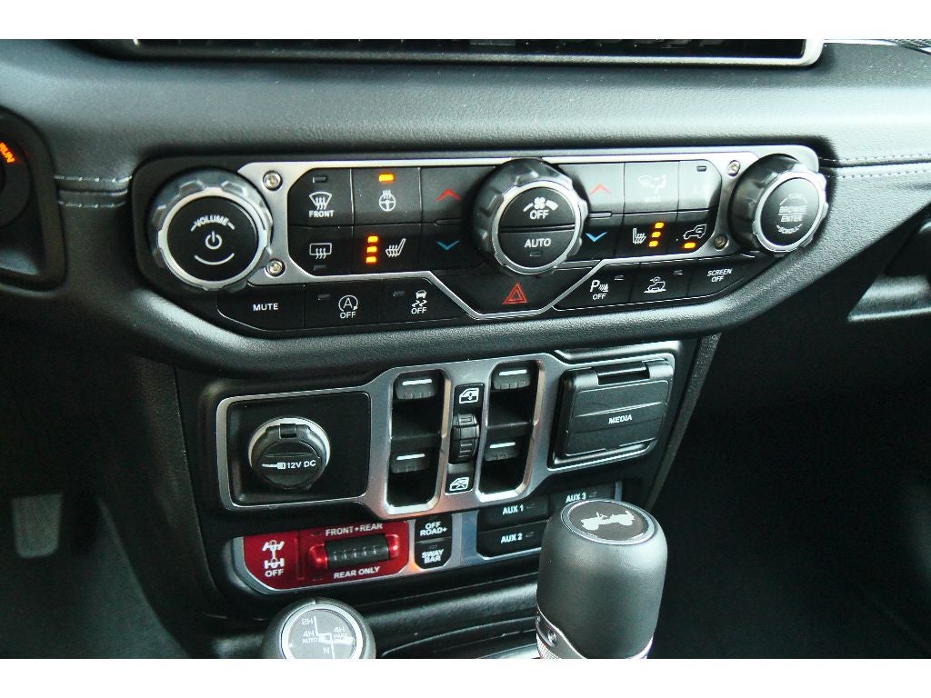 2024 Jeep Wrangler Rubicon X