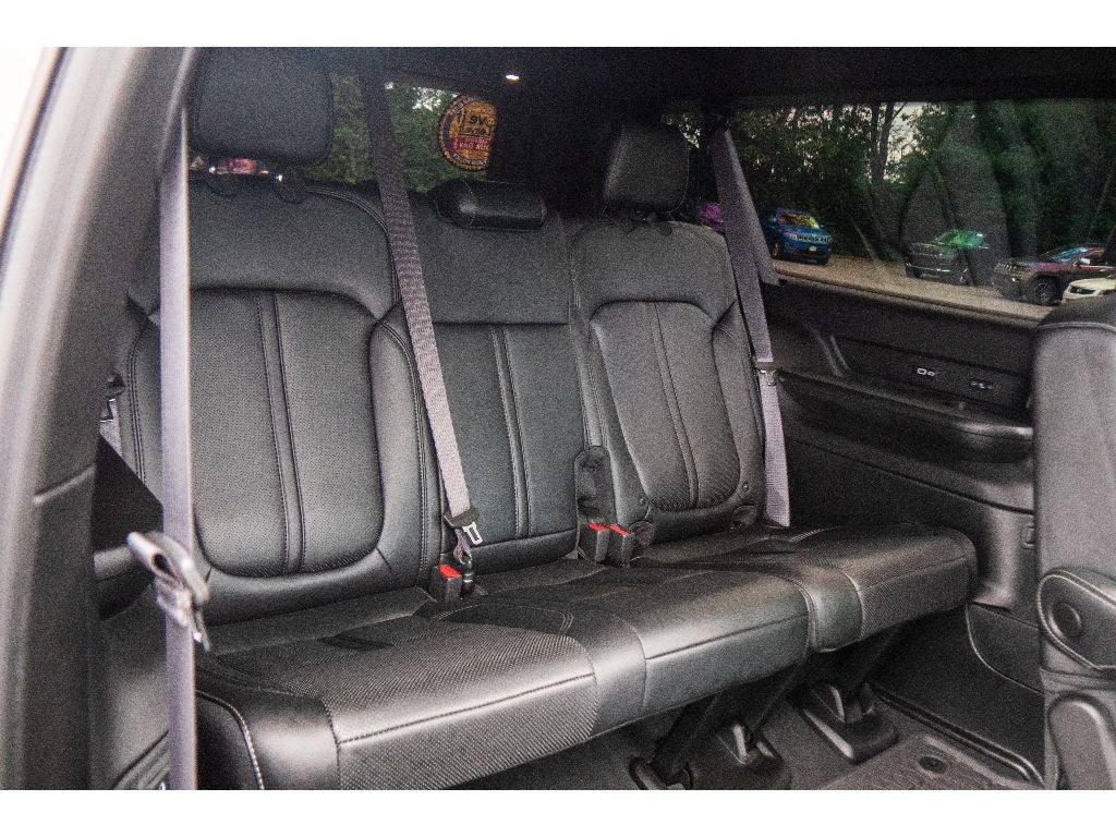 2024 Jeep Wagoneer L Series II Carbide
