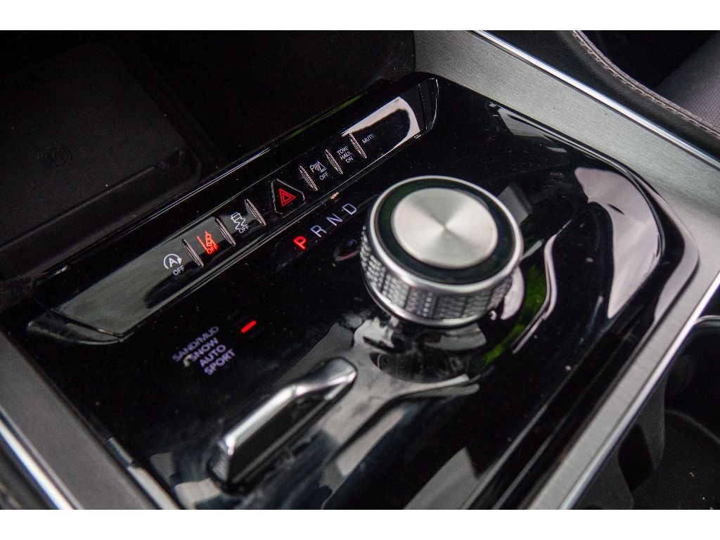 2024 Jeep Wagoneer L Series II Carbide