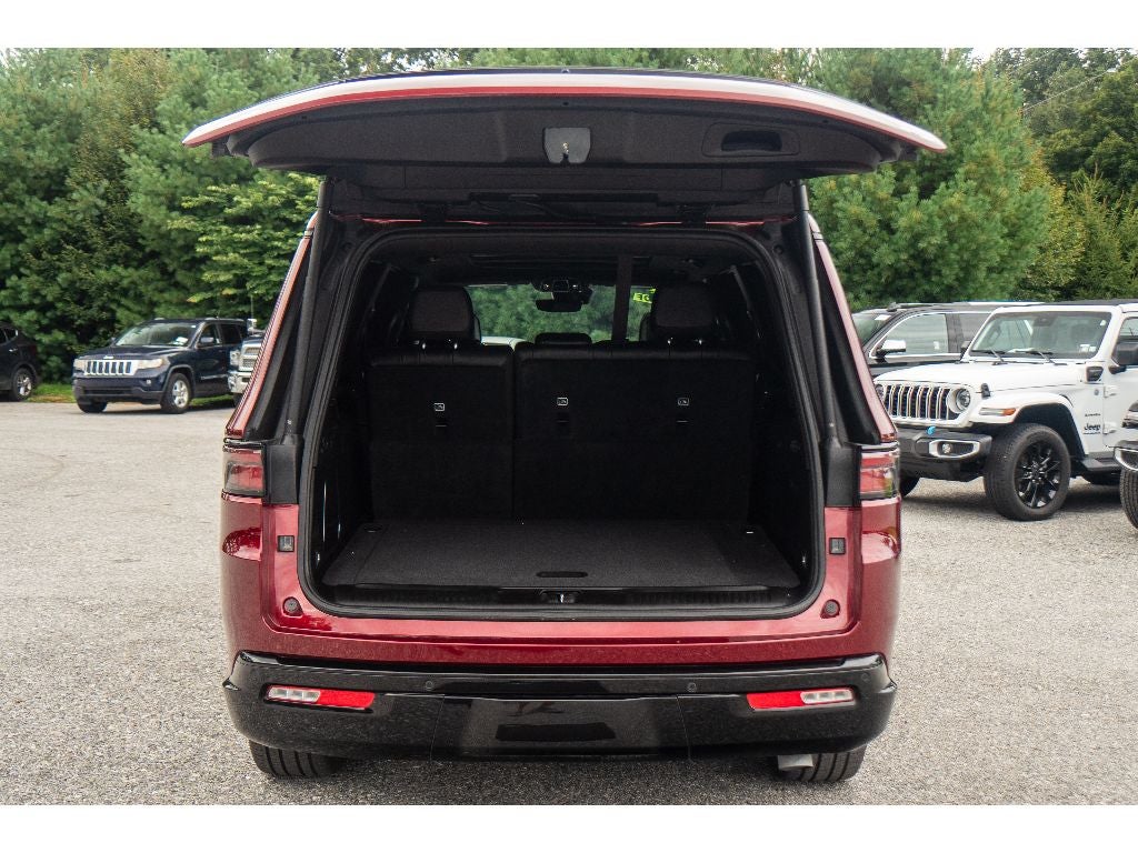 2024 Jeep Wagoneer L Series II Carbide