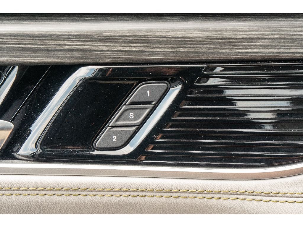 2024 Jeep Wagoneer L Series III