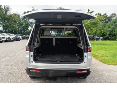 2024 Jeep Wagoneer L Series III