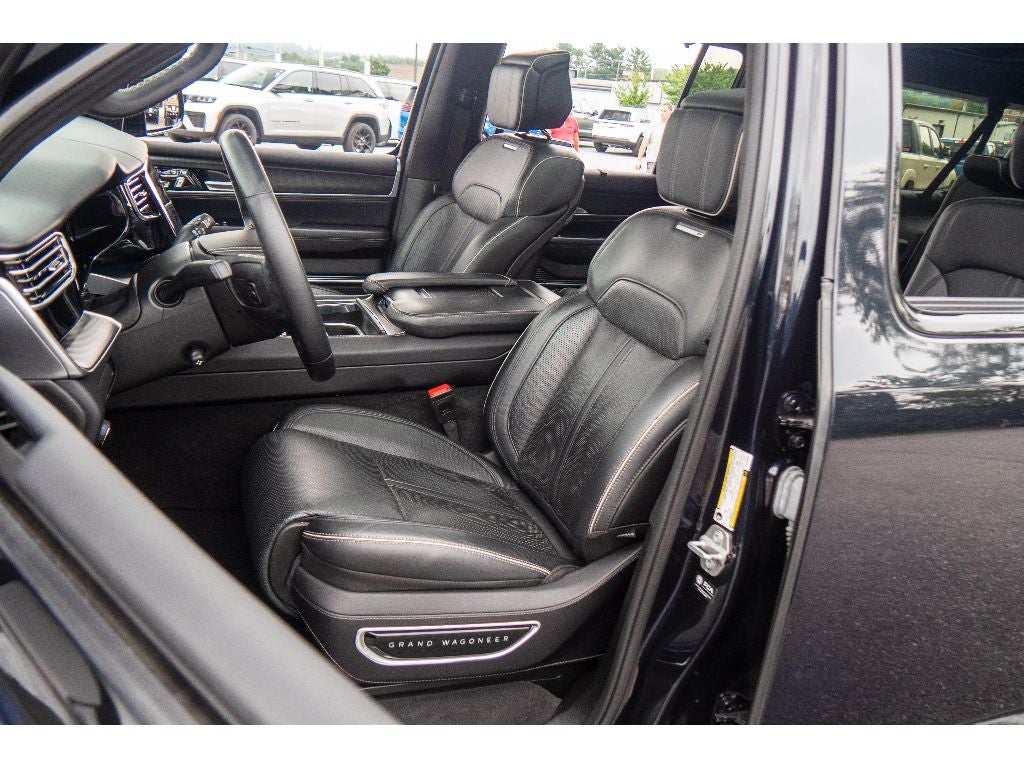 2025 Jeep Grand Wagoneer L Series II Obsidian