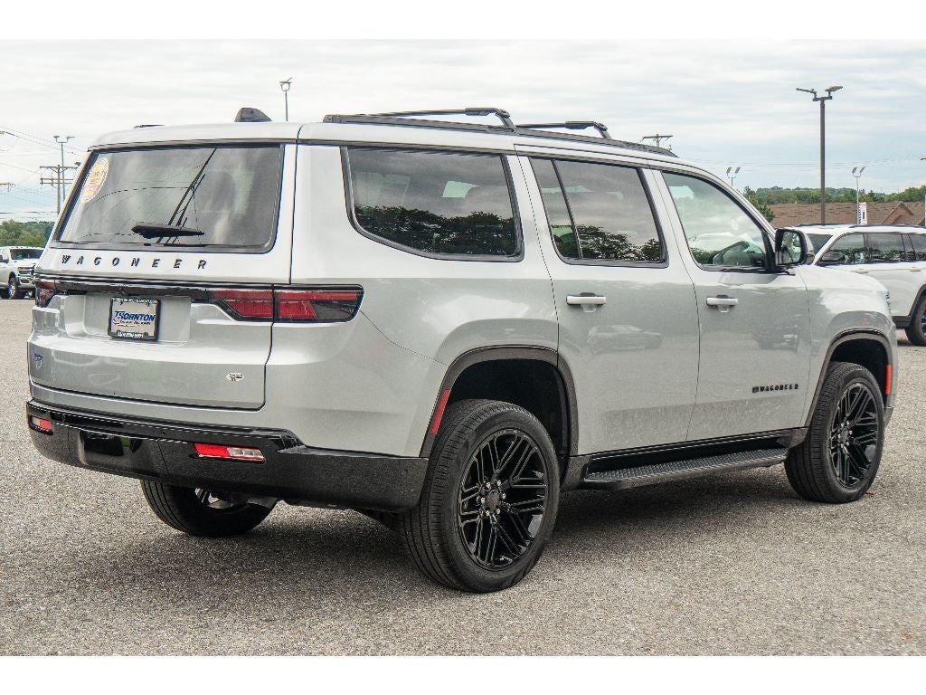 2025 Jeep Wagoneer Series II Carbide