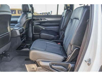 2025 Jeep Wagoneer Series II Carbide