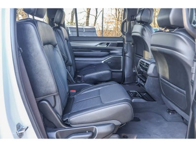 2025 Jeep Wagoneer Series II Carbide