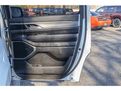 2025 Jeep Wagoneer Series II Carbide