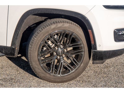 2025 Jeep Wagoneer Series II Carbide