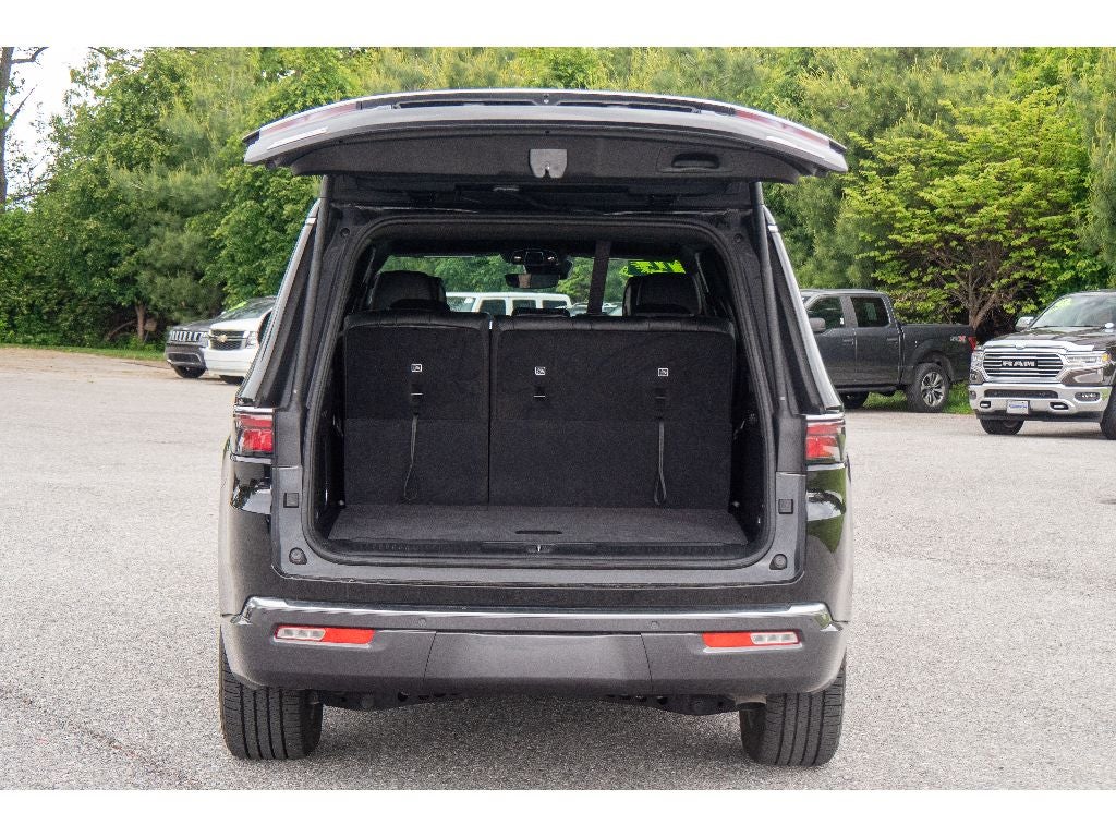 2022 Jeep Wagoneer Series II
