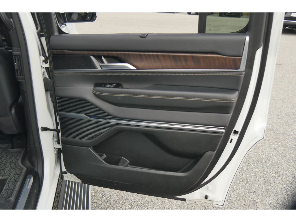 2024 Jeep Grand Wagoneer Series I