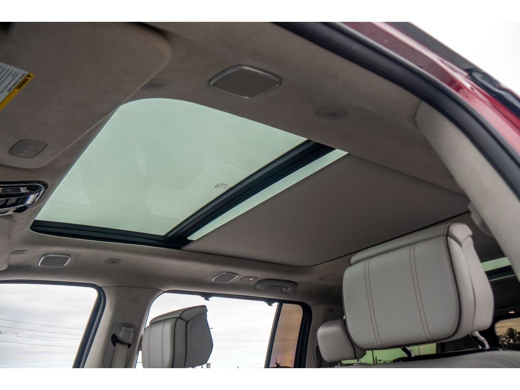 2022 Jeep Grand Wagoneer Series II