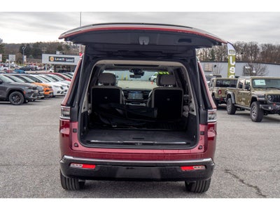 2022 Jeep Grand Wagoneer Series II