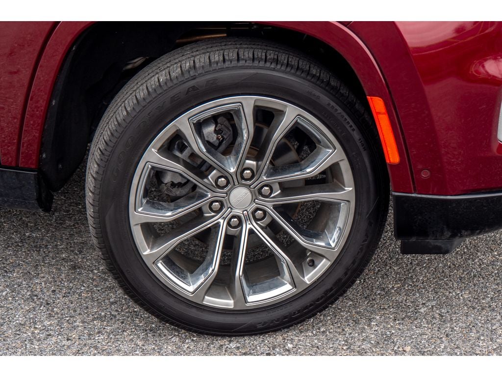 2022 Jeep Grand Wagoneer Series II