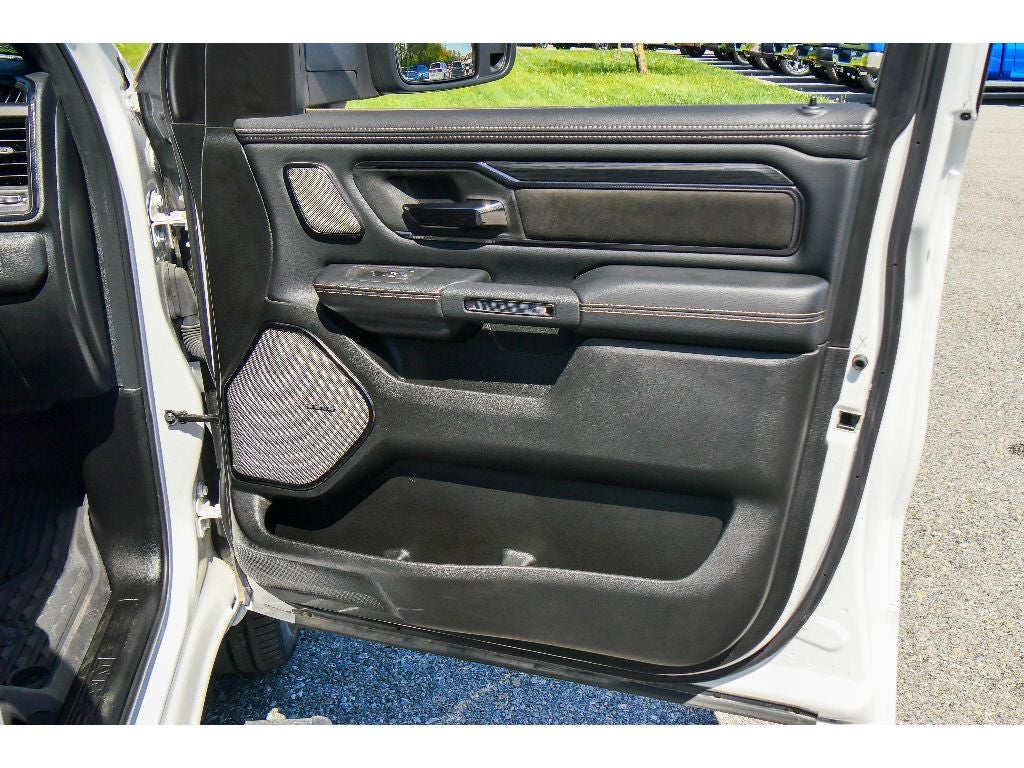 2025 RAM 1500 Laramie GT Night