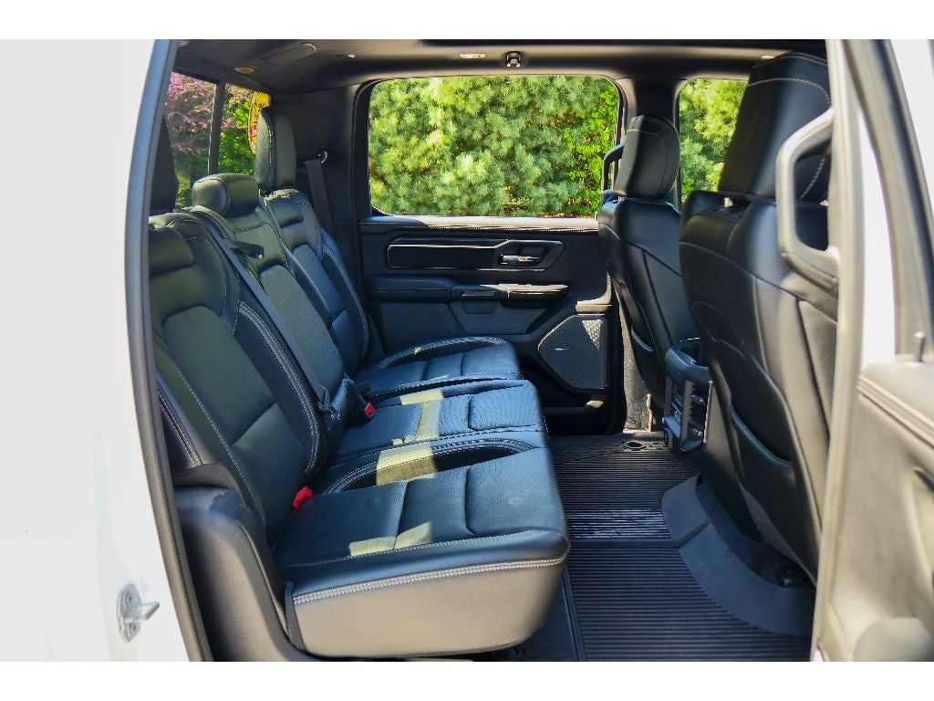 2025 RAM 1500 Laramie GT Night