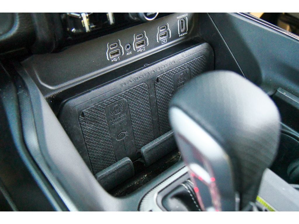 2025 RAM 1500 Laramie GT Night